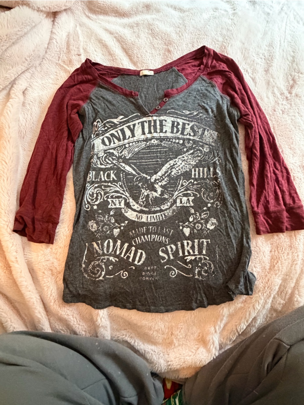 Garage eagle graphic Henley raglan vintage y2k style